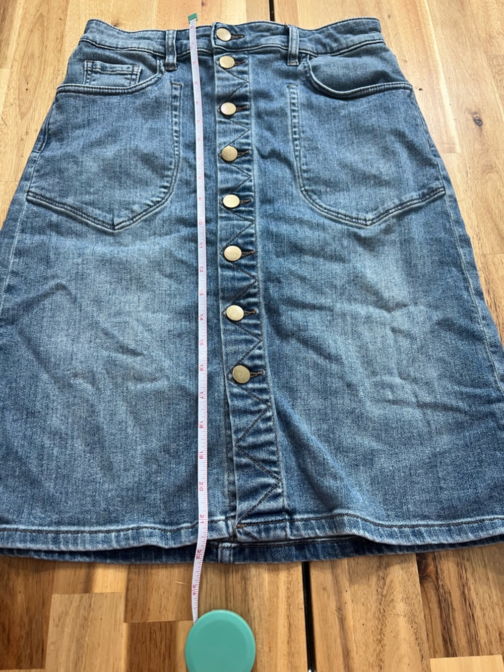 Kut from the Kloth Studded Denim Skirt Size 2 Blue Western Yoke Jean Skirt - Picture 5 of 6
